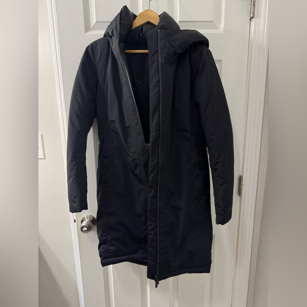 EUC Lululemon Snow Warrior Parka, Size 6, Black